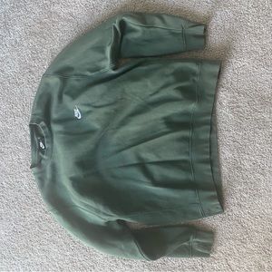 Nike men’s crew neck